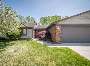 31466 Creek Side Dr, Warren, MI 48093