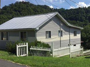 87 Hale Rd, Harold, KY 41635