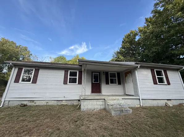 3010 Highway 31 E, Westmoreland, TN 37186