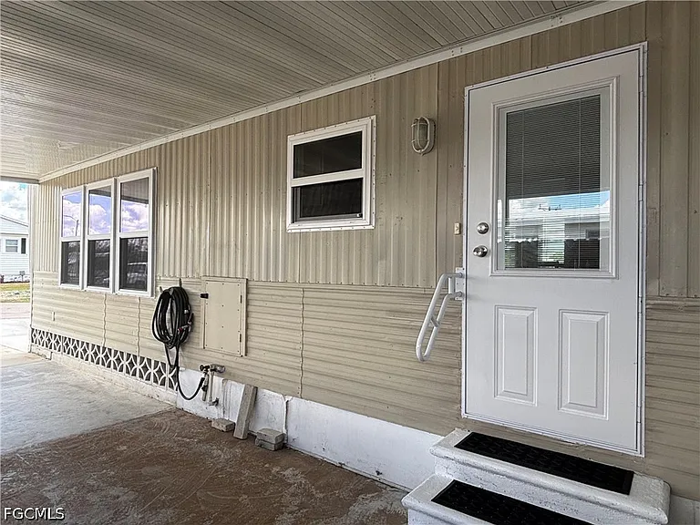 135 Chisholm Trl — Photo 15