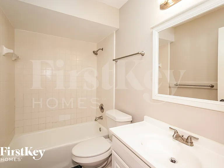 2144 Pellam Blvd — Photo 13