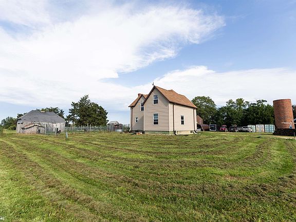 2nd image of 2693 305th St