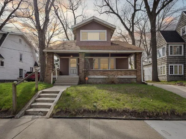 1917 Cornelius Ave SE, Grand Rapids, MI 49507