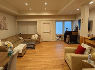 1840 W Cermak Rd #1F, Chicago, IL 60608