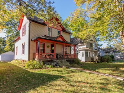 1118 Lane Blvd, Kalamazoo, MI, 49001