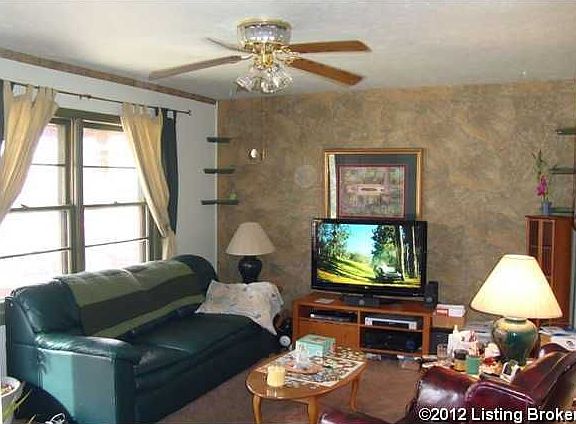 2nd image of 8625 Bluebell Dr
