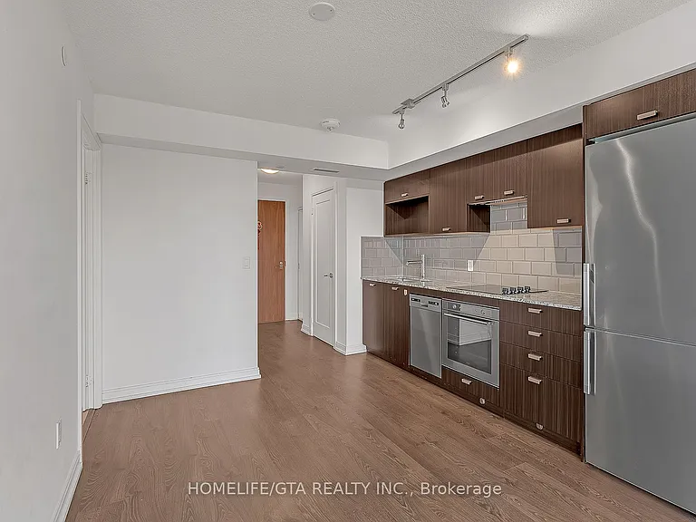 275 Village Green Sq #2421 — Photo 11