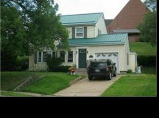 1150 N Booth St, Dubuque, IA 52001