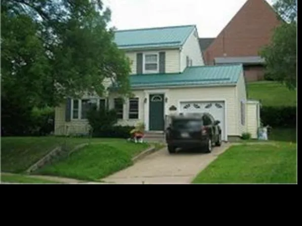 1150 N Booth St, Dubuque, IA 52001