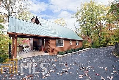 1st image of 780 Deer Ln