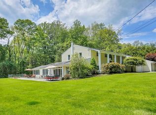 8 Sunnyside Ln, Westport, CT 06880