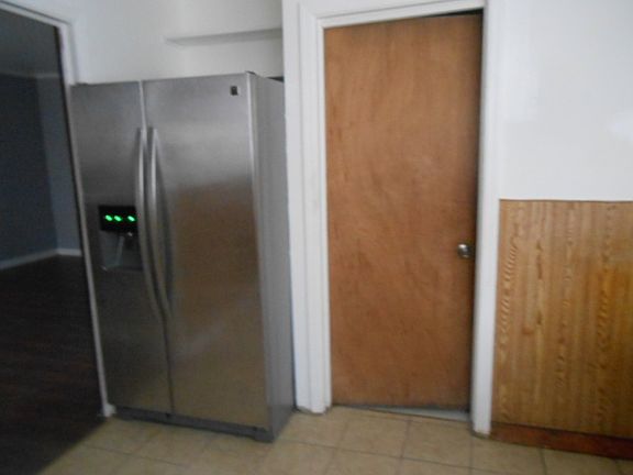 5th image of 12623 S Bishop St
