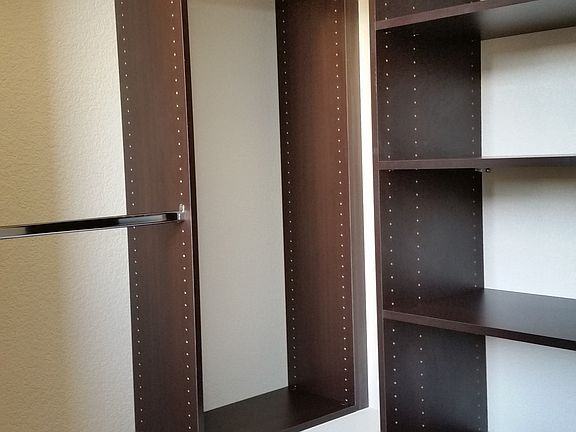 mbr closet