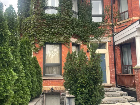 13 Grange Ave Rear 202, Toronto, ON M5T 1C6