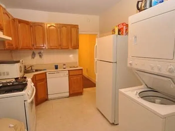 2256 N 15th St, Philadelphia, PA 19132