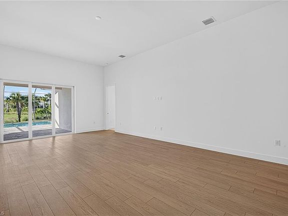 5th image of 9056 Wisteria Way