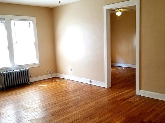 4th image of 1521 N Humboldt St APT 05