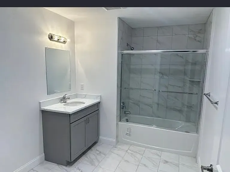 285 Parker Ave #2D — Photo 5