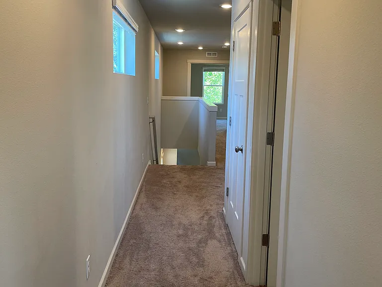 7385 SW Spruce St — Photo 10