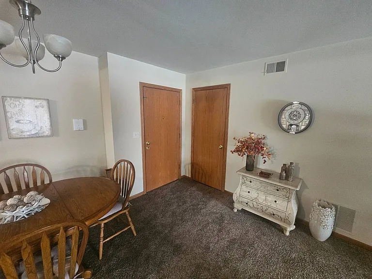 W239N5856 Maple Ave #1 — Photo 14