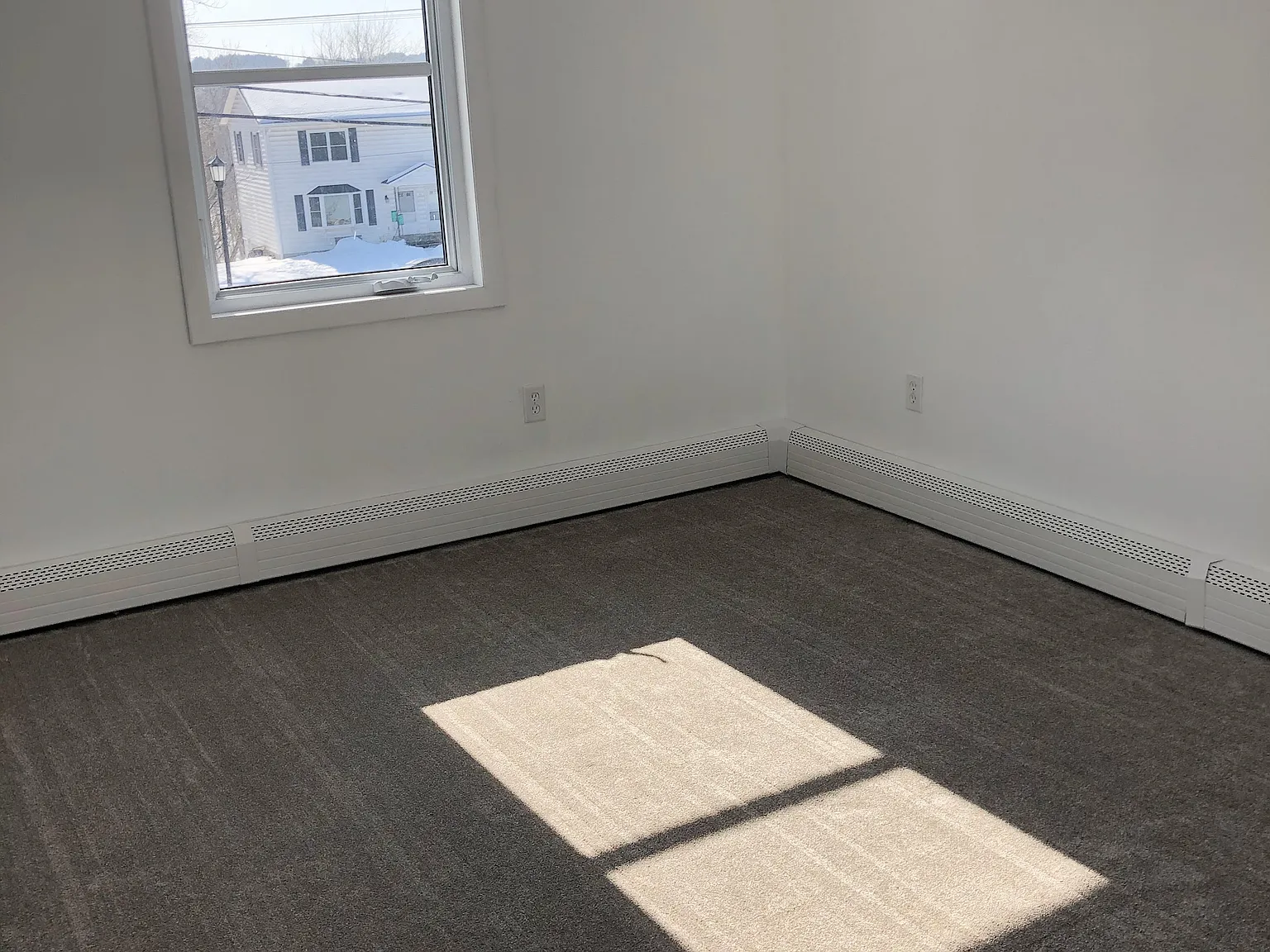 2 bed, 800 sqft, $2,000 — Photo 4