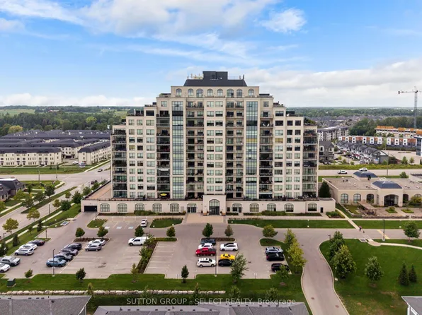 260 Villagewalk Blvd #209, London, ON N6G 0W6