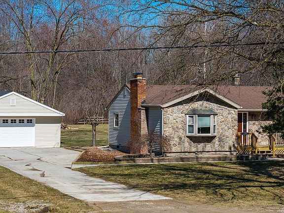 2nd image of 30362 West Rd