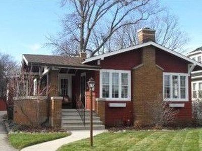 6 S Elm St, Mount Prospect, IL, 60056
