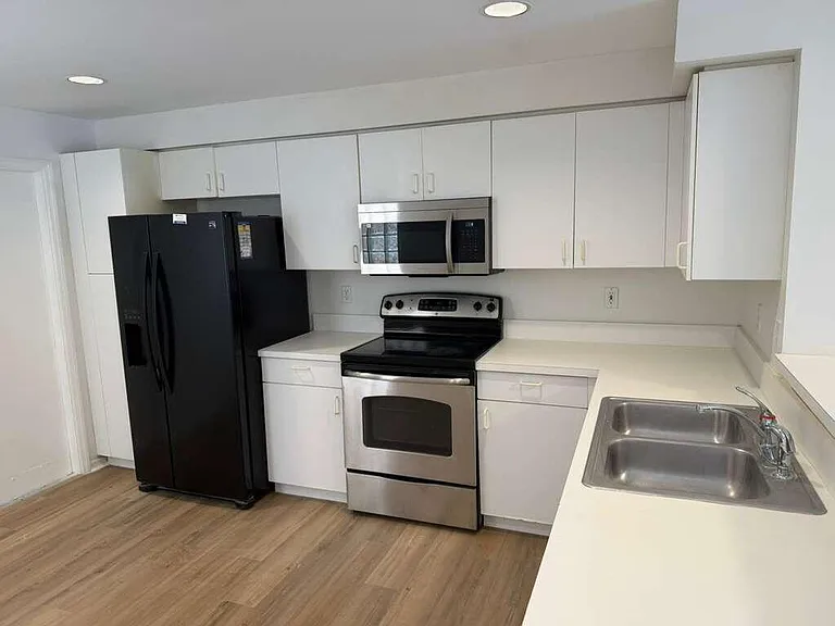 1348 Veracruz Ln #4-8 — Photo 3