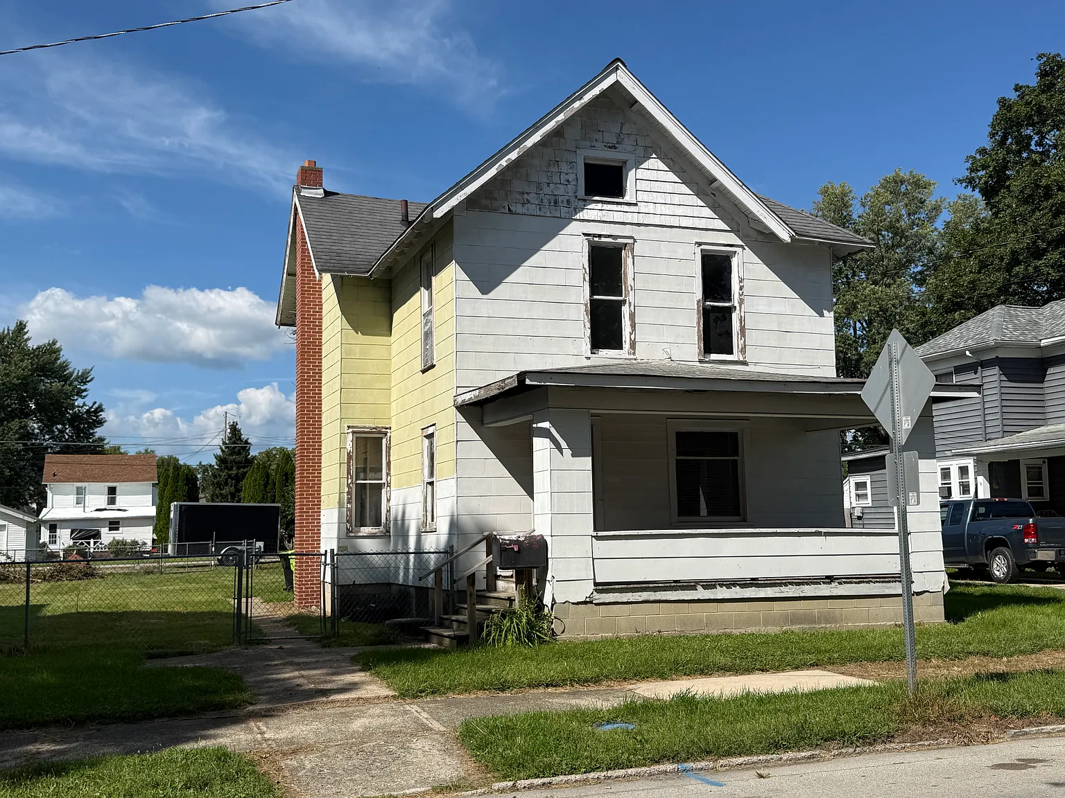 3 bed, 1505 sqft, $1,300 — Photo 2