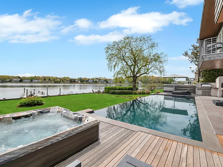 54 Bay View Dr E — Photo 6