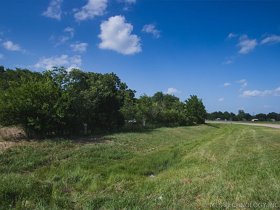 5th image of 12711 N 135th East Ave