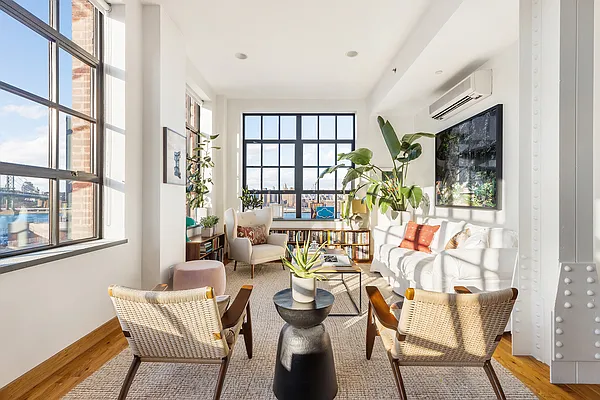 Sold by Compass | media 3