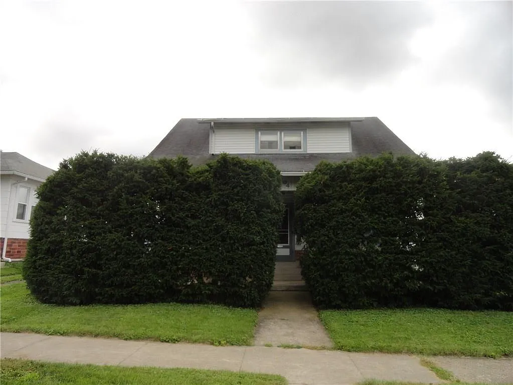 404 E Auburn Ave photo 1