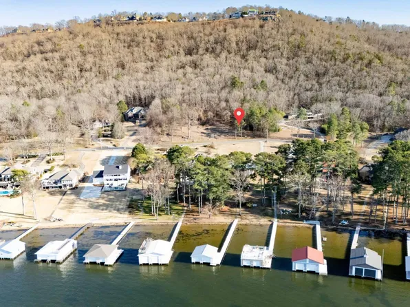 33 Signal Point Rd, Guntersville, AL 35976