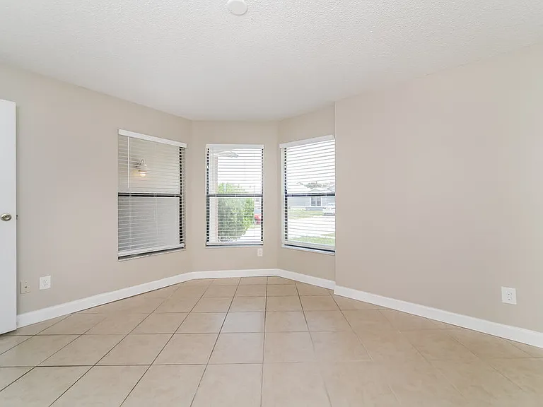 3422 Burlington Dr — Photo 13