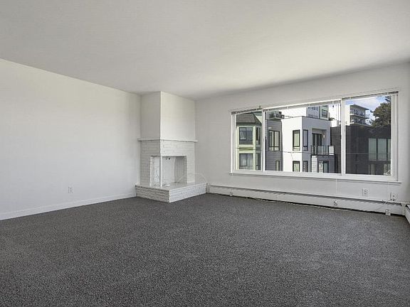 5th image of 275 Grand View Ave APT 304