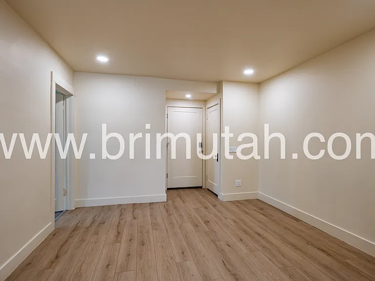 684 W Center St #1 — Photo 5