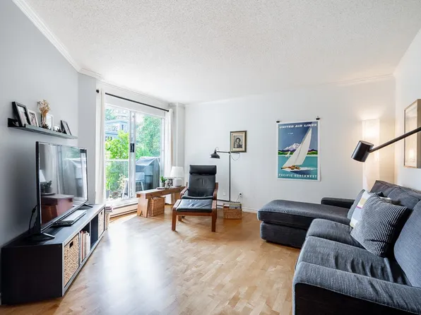 1510 W 1st Ave #303, Vancouver, BC V6J 4S3