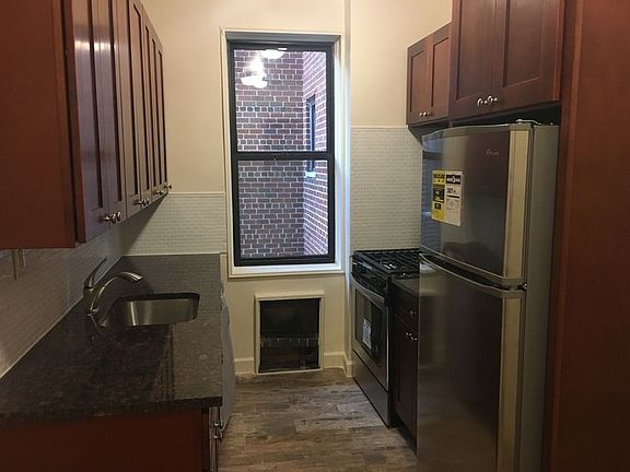 3rd image of 7412 35th Ave APT 511