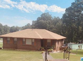 1701 Sue Dr, Forestdale, AL 35214