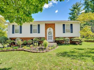 3946 Vauxhall Rd, Roanoke, VA 24018