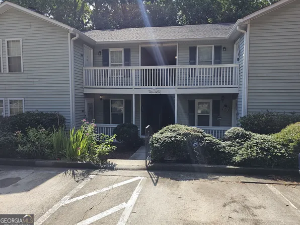 1909 Brian Way, Decatur, GA 30033