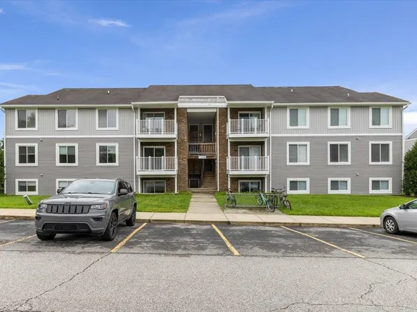 1206 University Ter APT C, Blacksburg, VA 24060