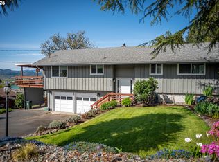 624 Bender St, Myrtle Pt, OR 97458