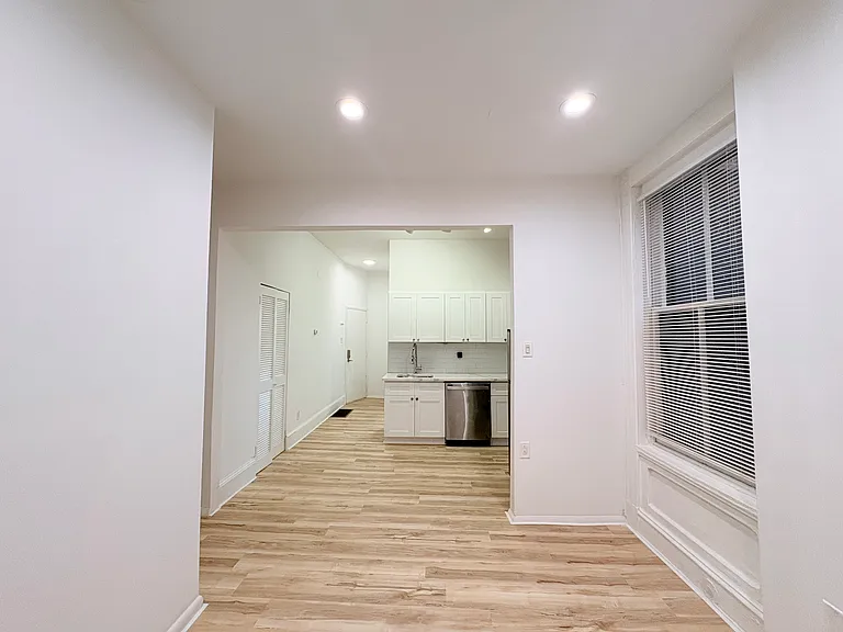 1904 Fairmount Ave #1 — Photo 3