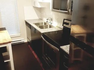 13728 108th Ave #215, Surrey, BC V3T 0G2