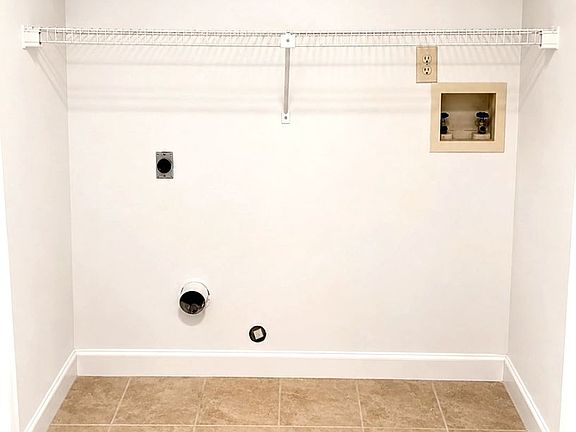 5th image of 4431 Pepper Ridge Ct #B