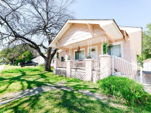 1006 W McCormick Ave, Wichita, KS 67213
