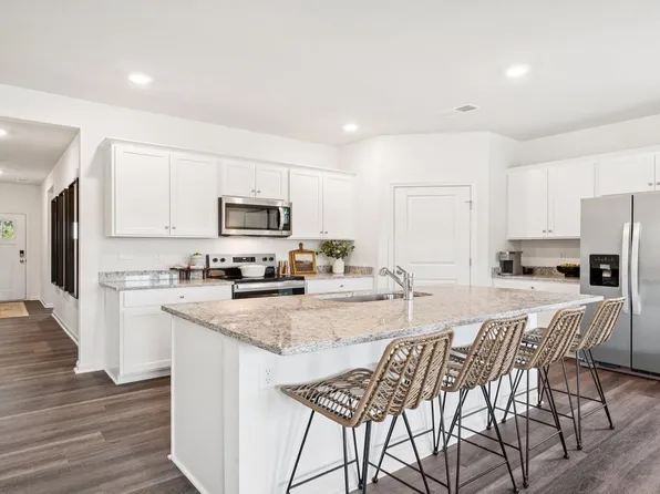 289 Heather Ln, Staunton, VA 24401